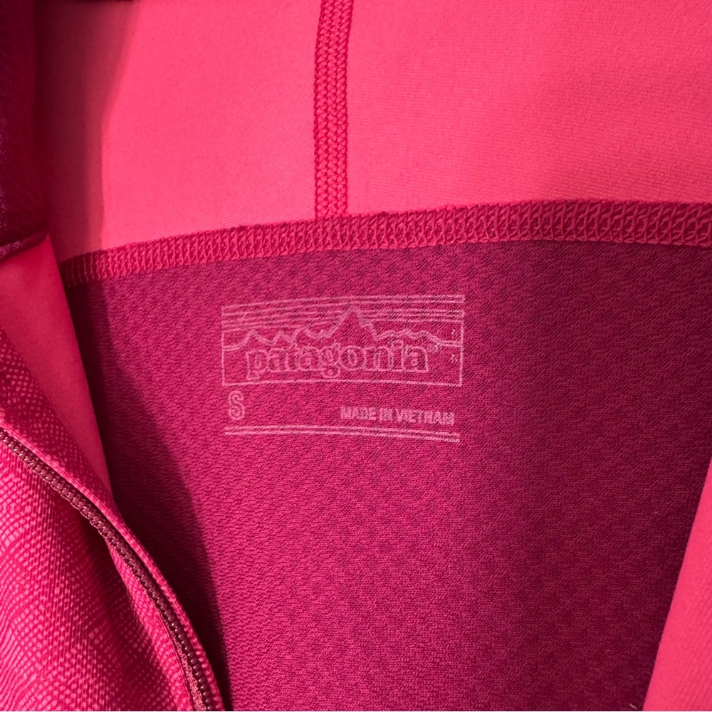 Patagonia Pink All Weather Zip-Neck‎ Shirt Women's Size Small - Picture 10 of 15